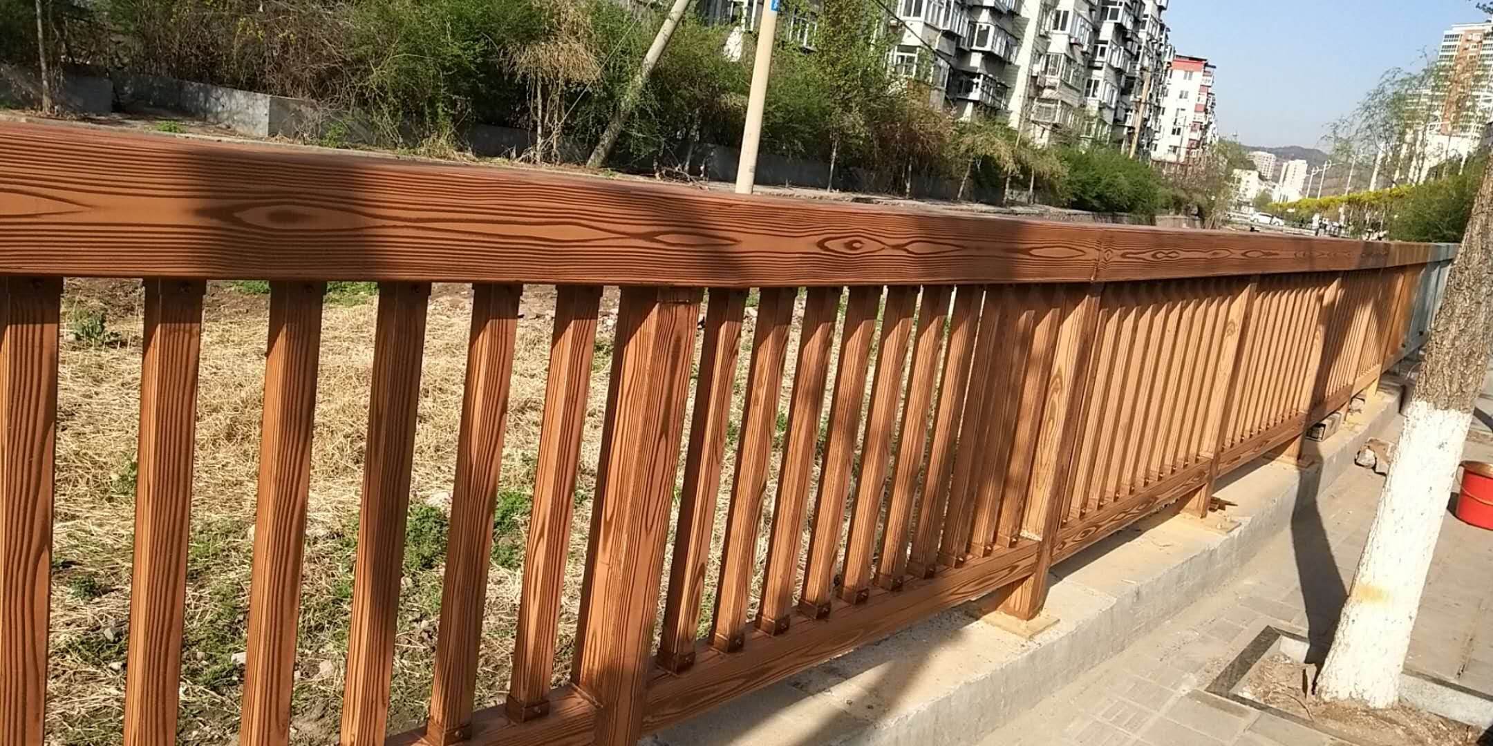 柳州河北承德护栏仿木纹漆项目